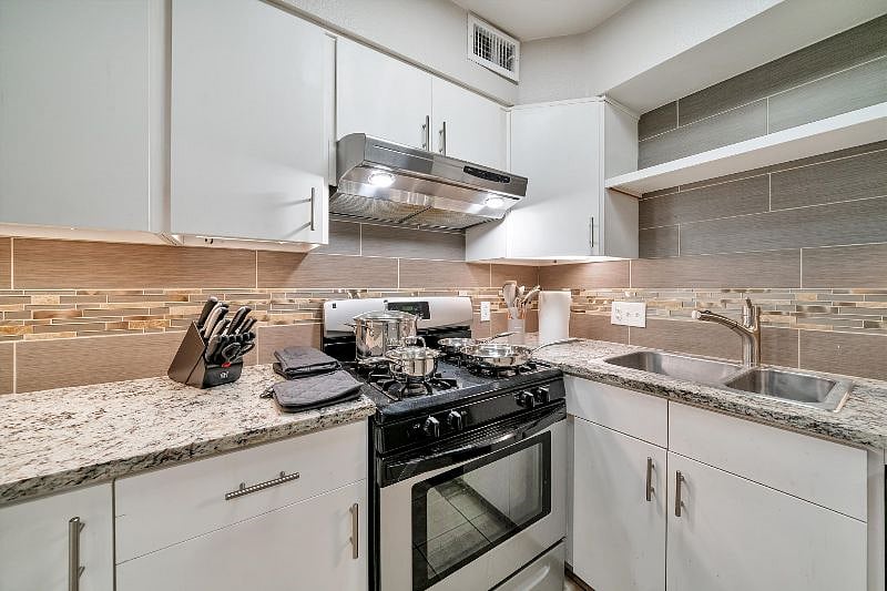 Furnished Finder property 571326_1 photo 8