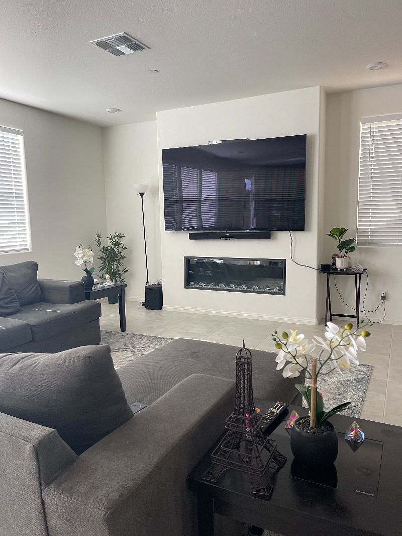 Furnished Finder property 571328_1 photo 4