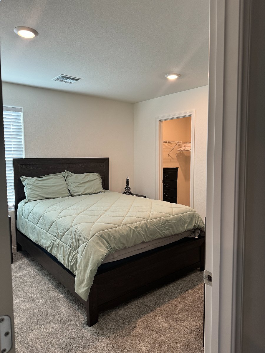 Furnished Finder property 571328_1 photo 6