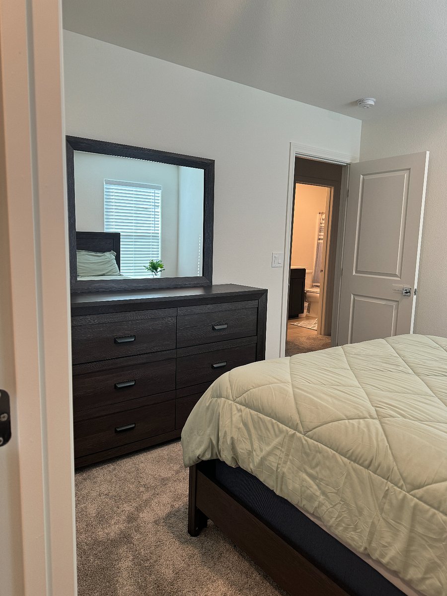 Furnished Finder property 571328_1 photo 18