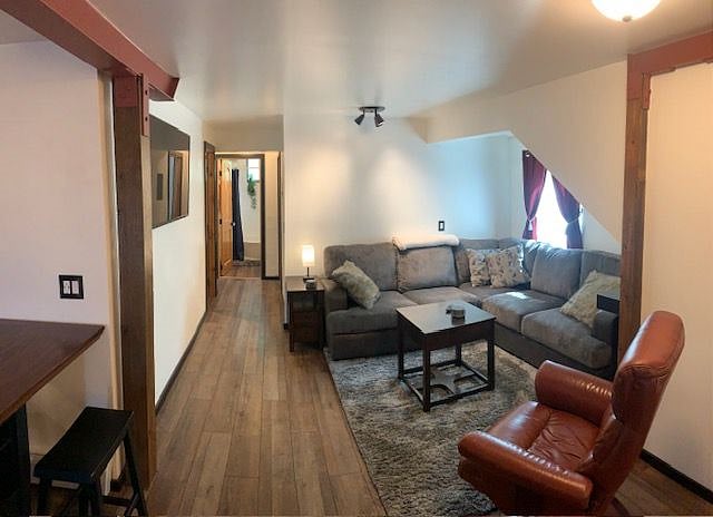 Furnished Finder property 571343_1 photo 3