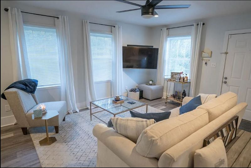 Furnished Finder property 571417_1 photo 3