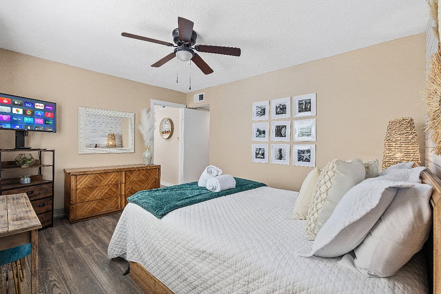Furnished Finder property 571432_1 photo 25