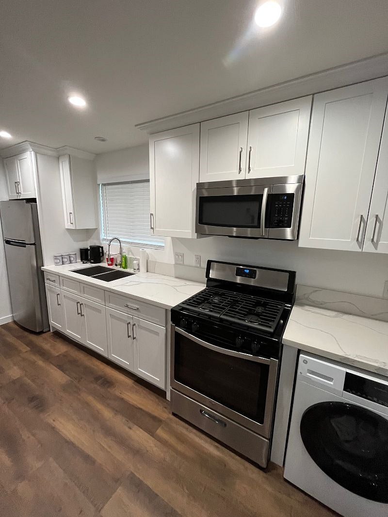 Furnished Finder property 571449_1 photo 6