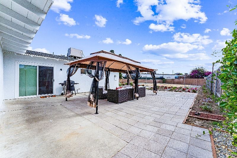Furnished Finder property 571477_1 photo 16