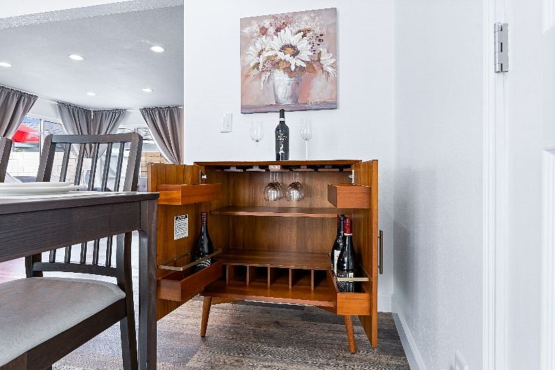 Furnished Finder property 571477_1 photo 7