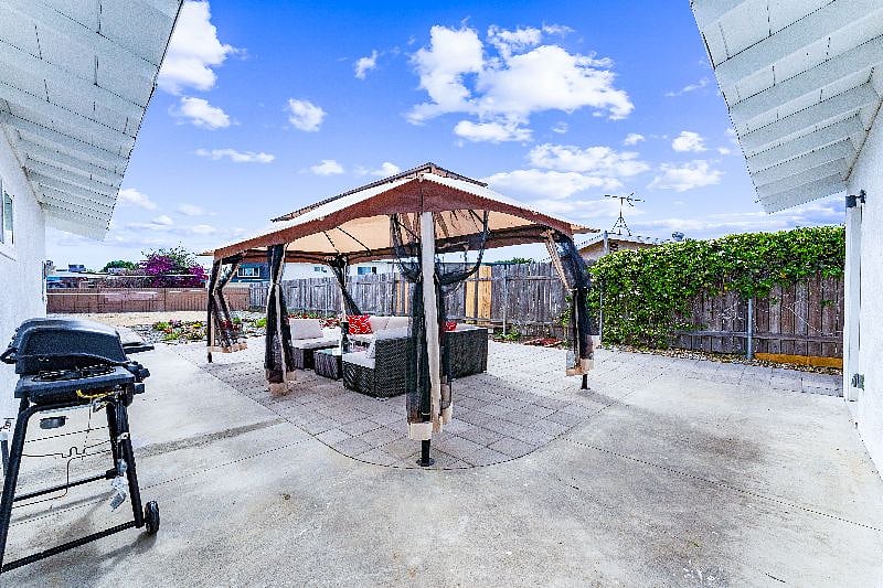 Furnished Finder property 571477_1 photo 14