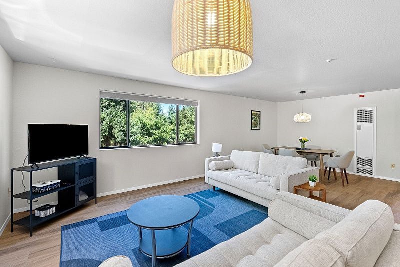 Furnished Finder property 571495_1 photo 3