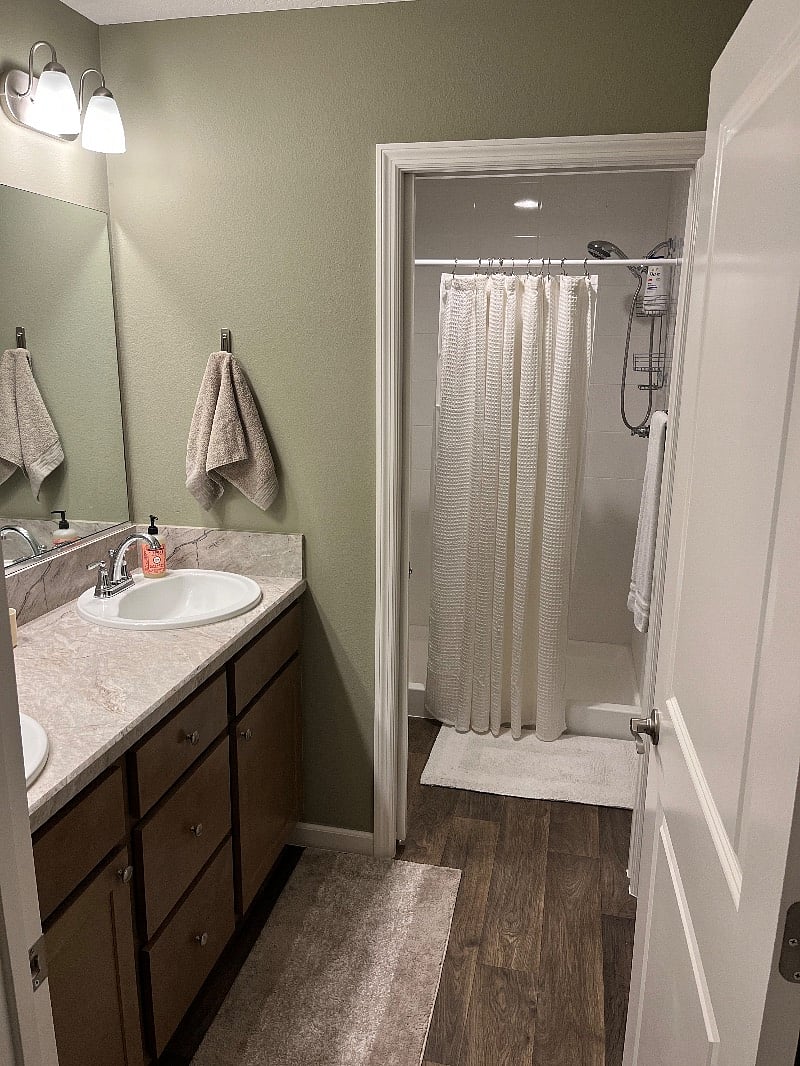 Furnished Finder property 571531_1 photo 11