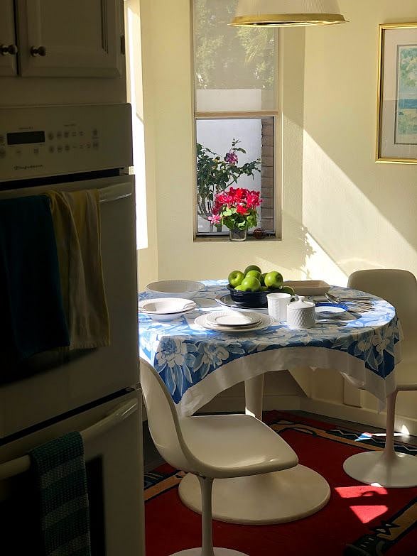 Breakfast Nook