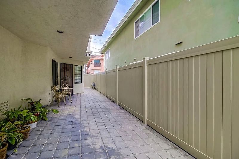 Furnished Finder property 571574_1 photo 11