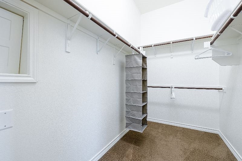 Furnished Finder property 571601_1 photo 17