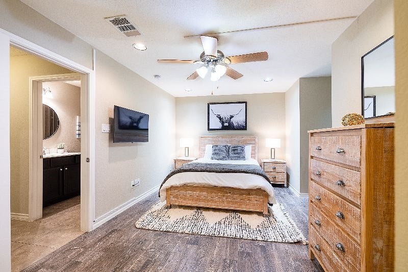 Furnished Finder property 571601_1 photo 21