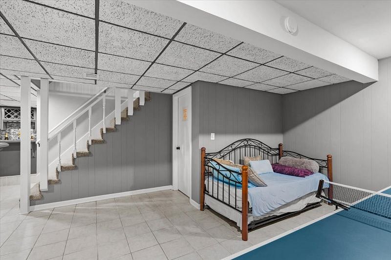 Finished Basement & Trundle Bed