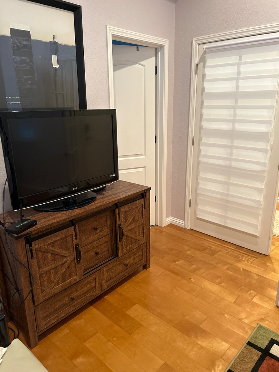Furnished Finder property 571610_1 photo 4