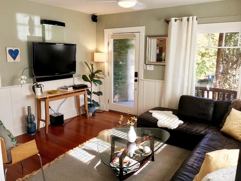 Furnished Finder property 571631_1 photo 9
