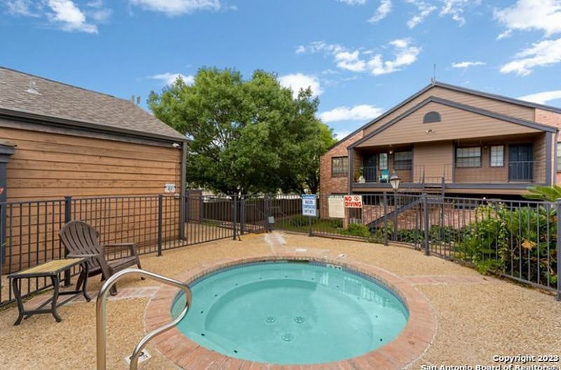 Furnished Finder property 571639_1 photo 16