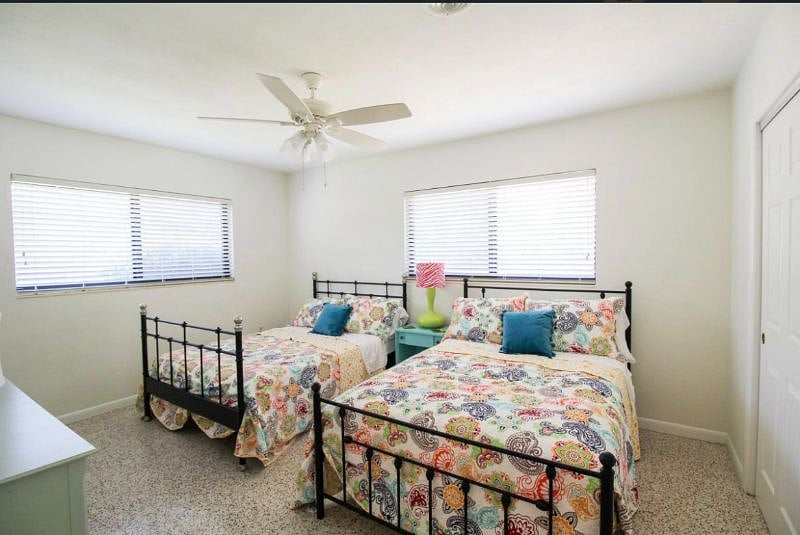 Two full beds in second bedroom.