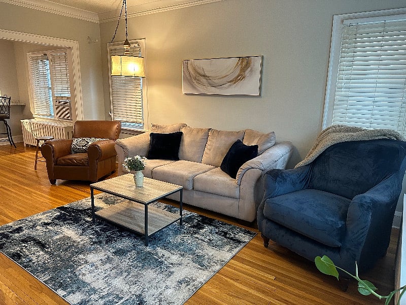 Furnished Finder property 571670_1 photo 3