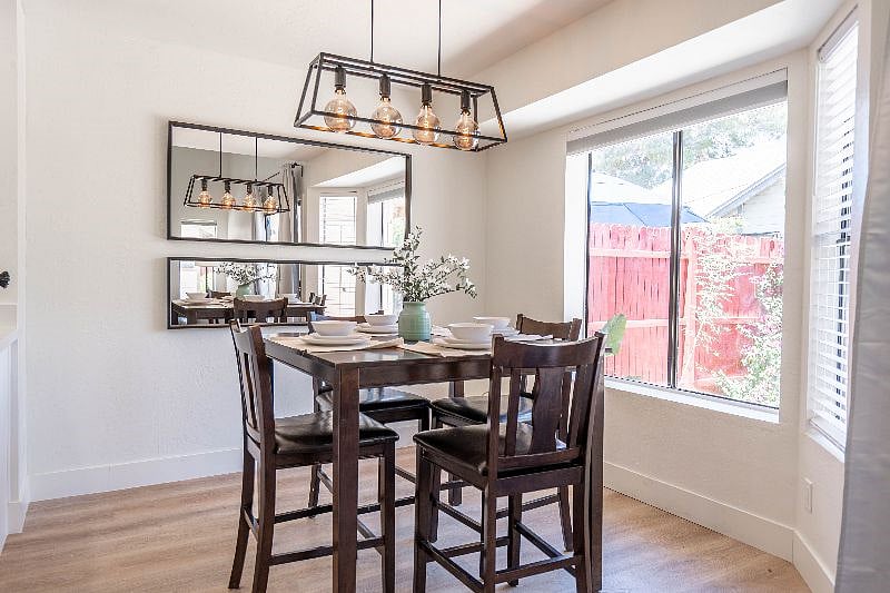 Furnished Finder property 571680_1 photo 15