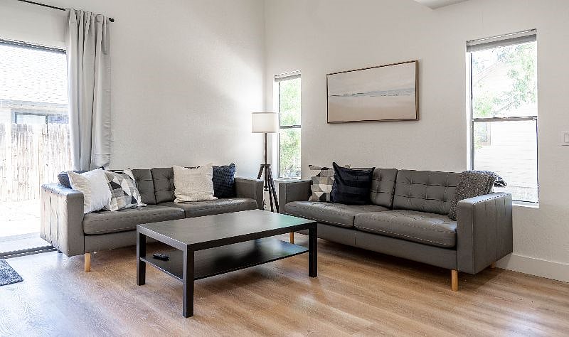 Furnished Finder property 571680_1 photo 16