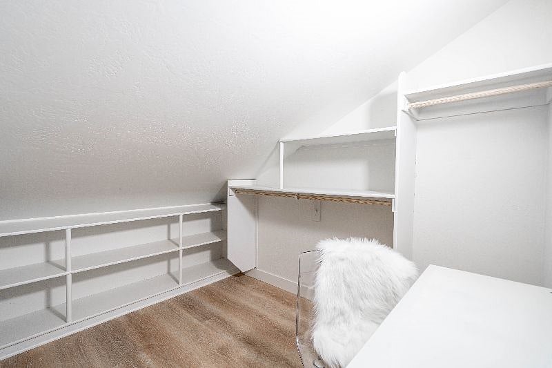 Furnished Finder property 571680_1 photo 27