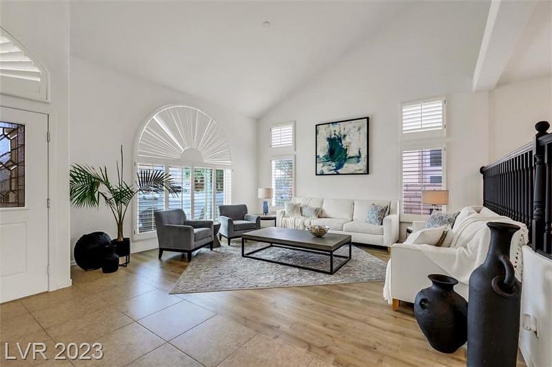 Furnished Finder property 571687_1 photo 9