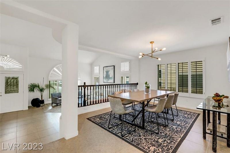 Furnished Finder property 571687_1 photo 11
