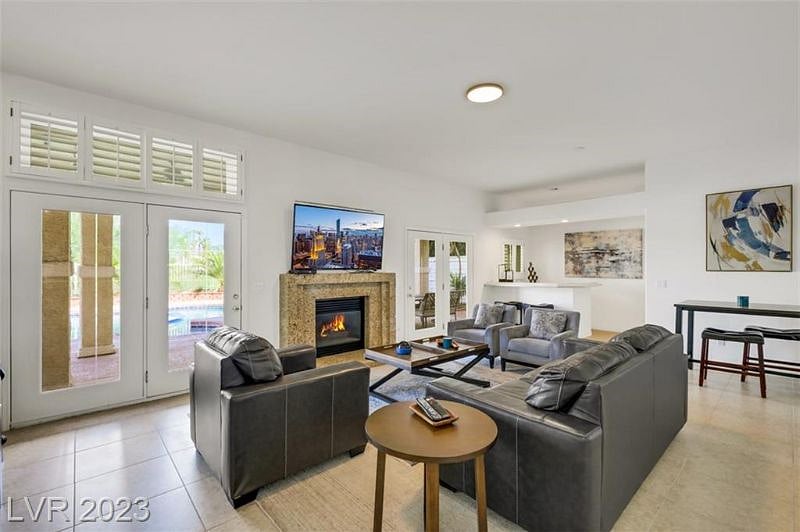 Furnished Finder property 571687_1 photo 18