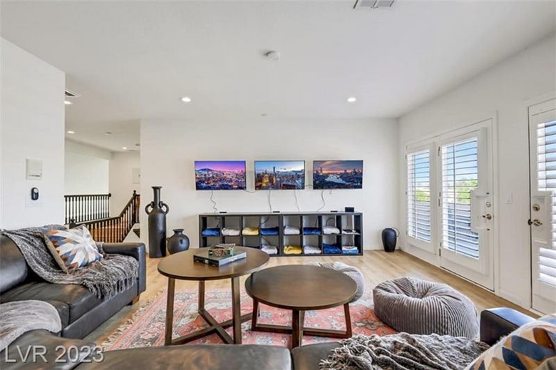 Furnished Finder property 571687_1 photo 44