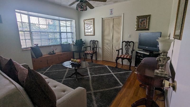 Furnished Finder property 571705_1 photo 4