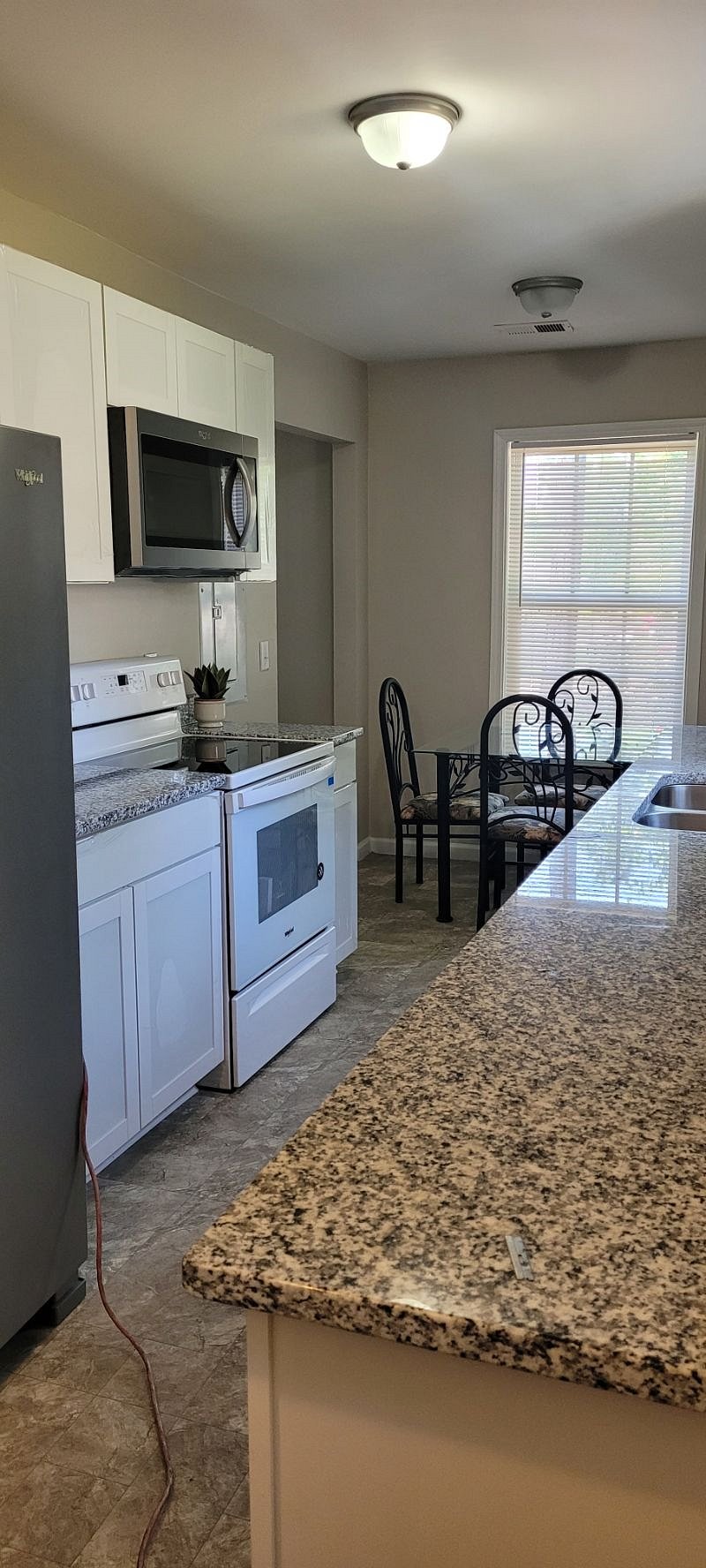 Furnished Finder property 571712_1 photo 10