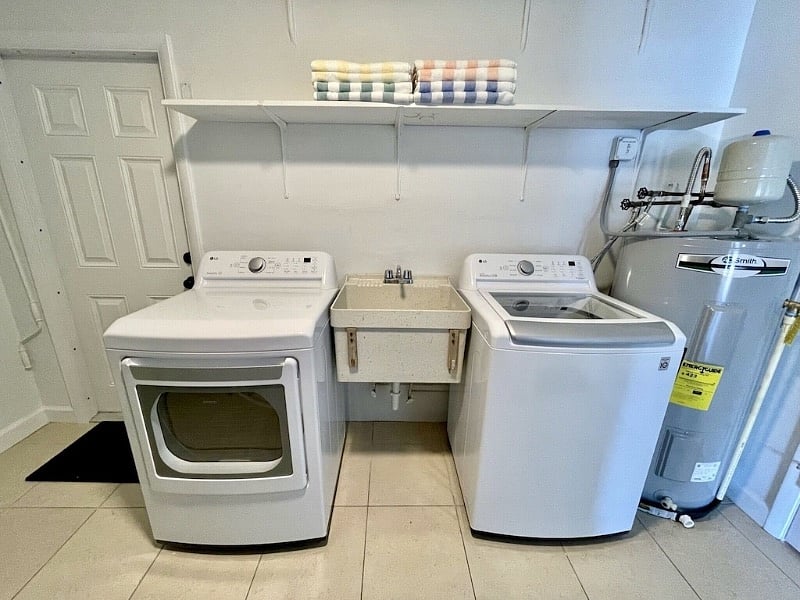 Furnished Finder property 571718_1 photo 28