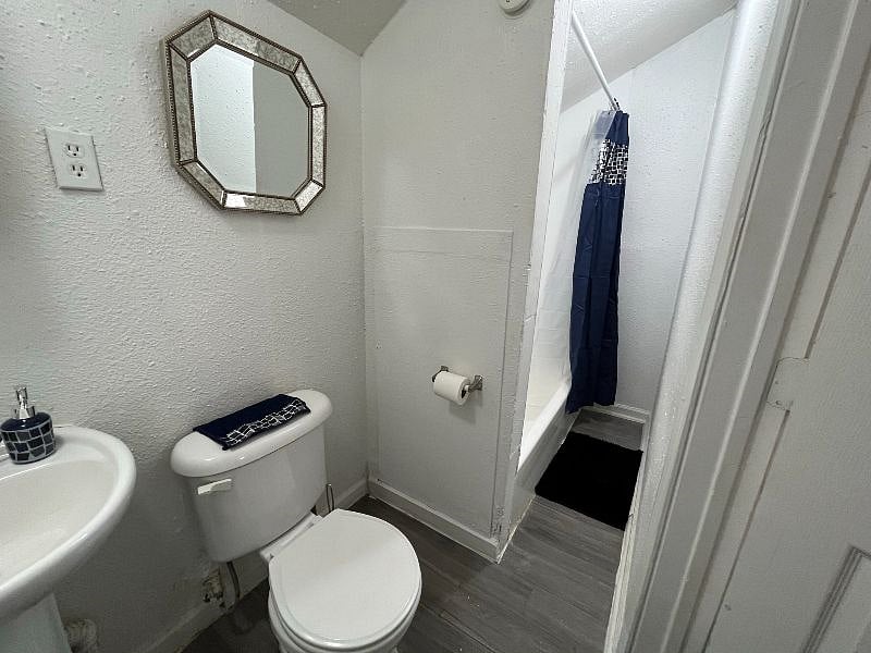 Furnished Finder property 571720_1 photo 8