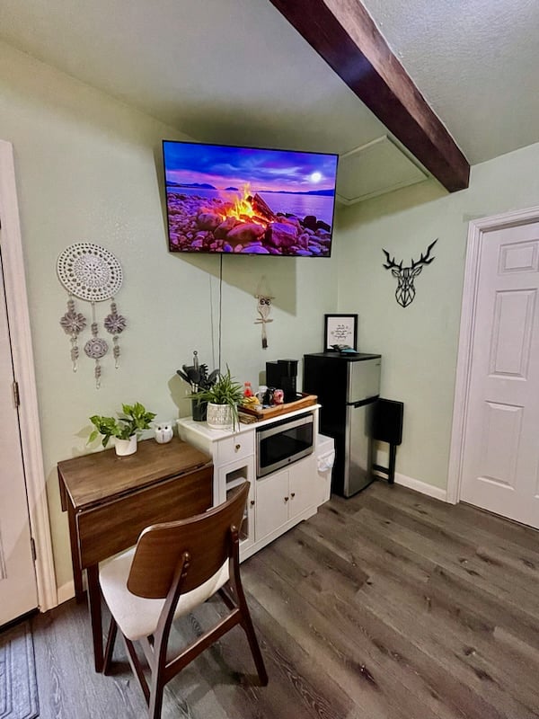 Furnished Finder property 571721_1 photo 11