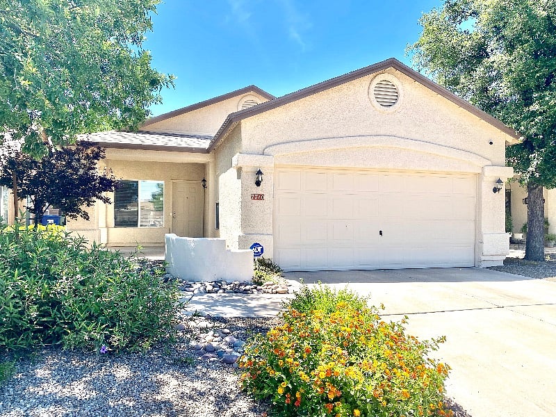 Front of Home; NOTE; New Front Door has been installed (please refer to additional pics below)