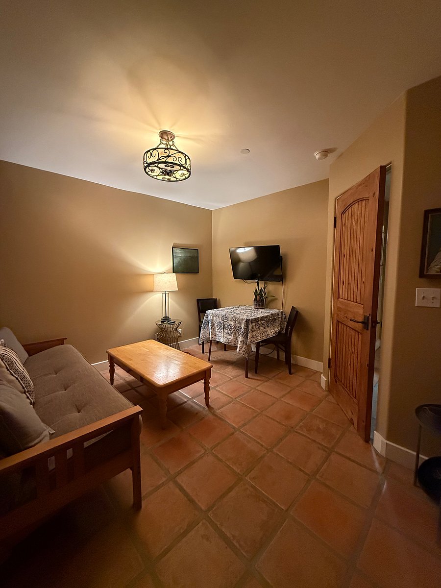 Furnished Finder property 571801_1 photo 5