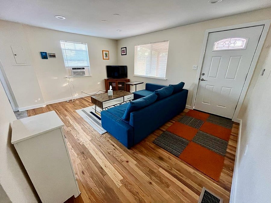 Furnished Finder property 571813_1 photo 2