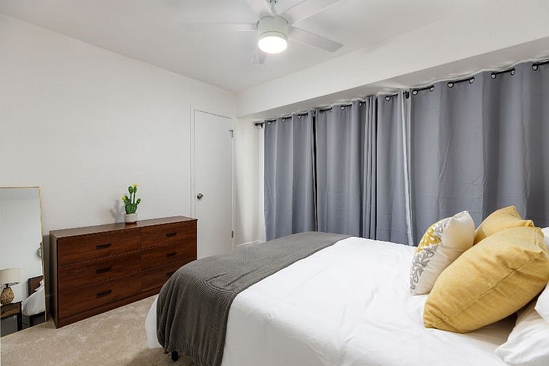 Queen size bed