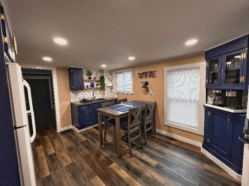 Furnished Finder property 571875_1 photo 9