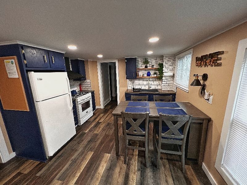 Furnished Finder property 571875_1 photo 11