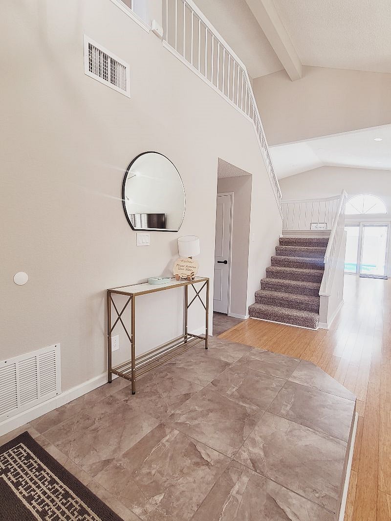 Furnished Finder property 571885_1 photo 5