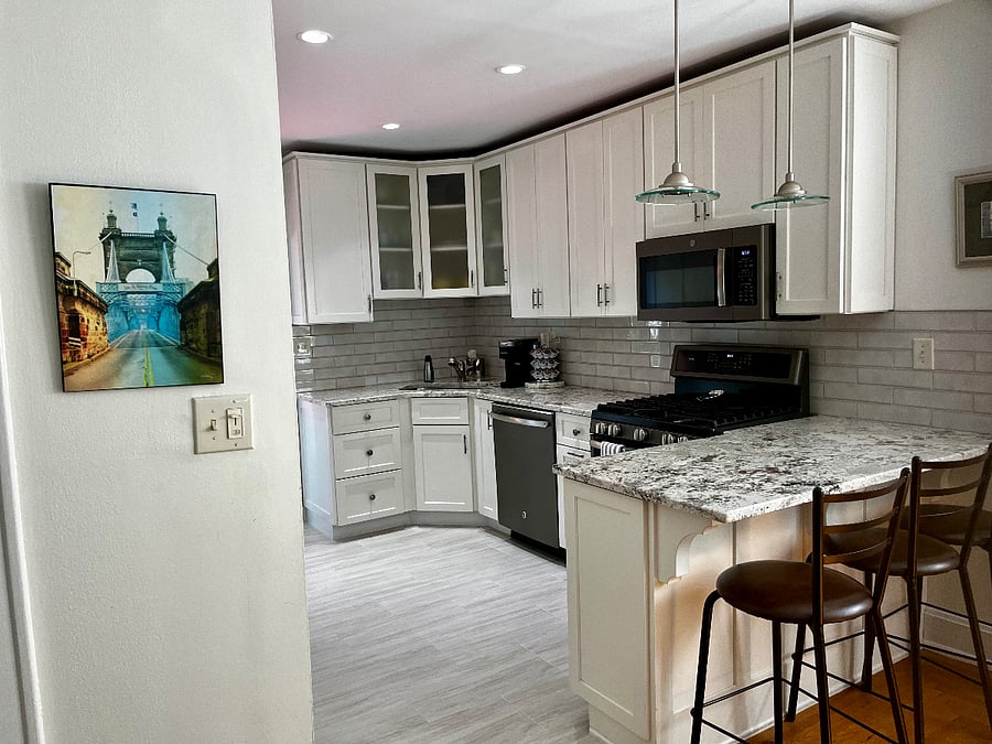 Furnished Finder property 571902_1 photo 12