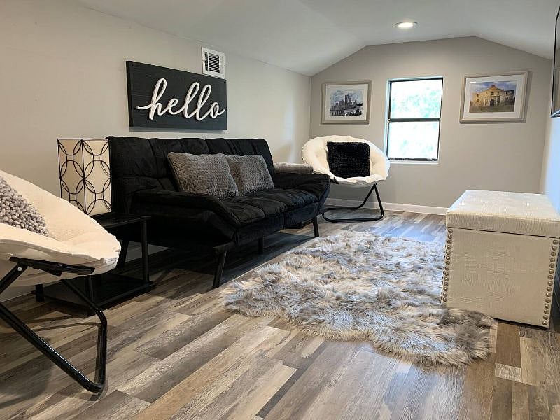 Loft/Bedroom 2 with adjustable futon and 2 side chairs