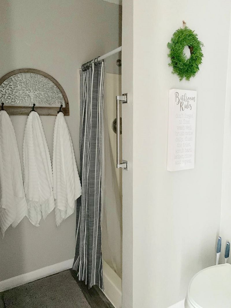 Walk in shower in the bathroom