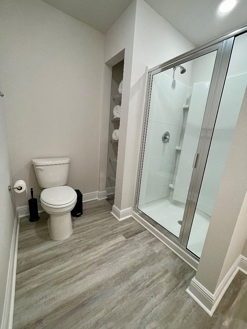 Furnished Finder property 572000_1 photo 9