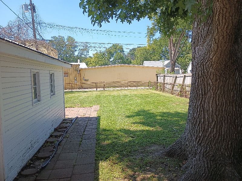 Furnished Finder property 572060_1 photo 15
