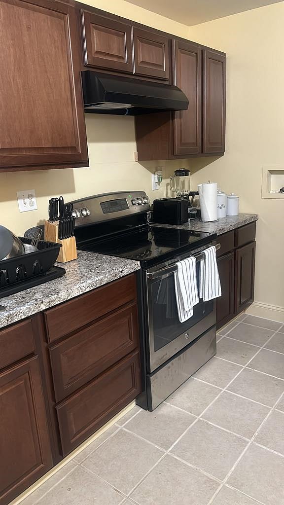 Furnished Finder property 572068_1 photo 5