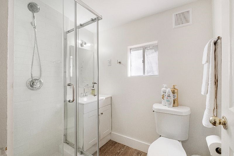 Furnished Finder property 572079_1 photo 11