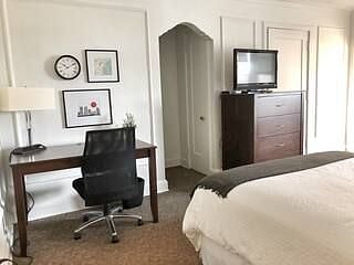 Furnished Finder property 572080_2 photo 5